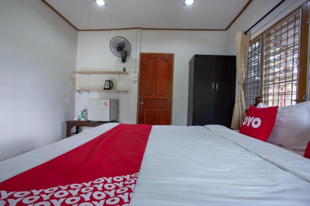 Oyo 909 Guiding Star Resort شيانغ ماي المظهر الخارجي الصورة