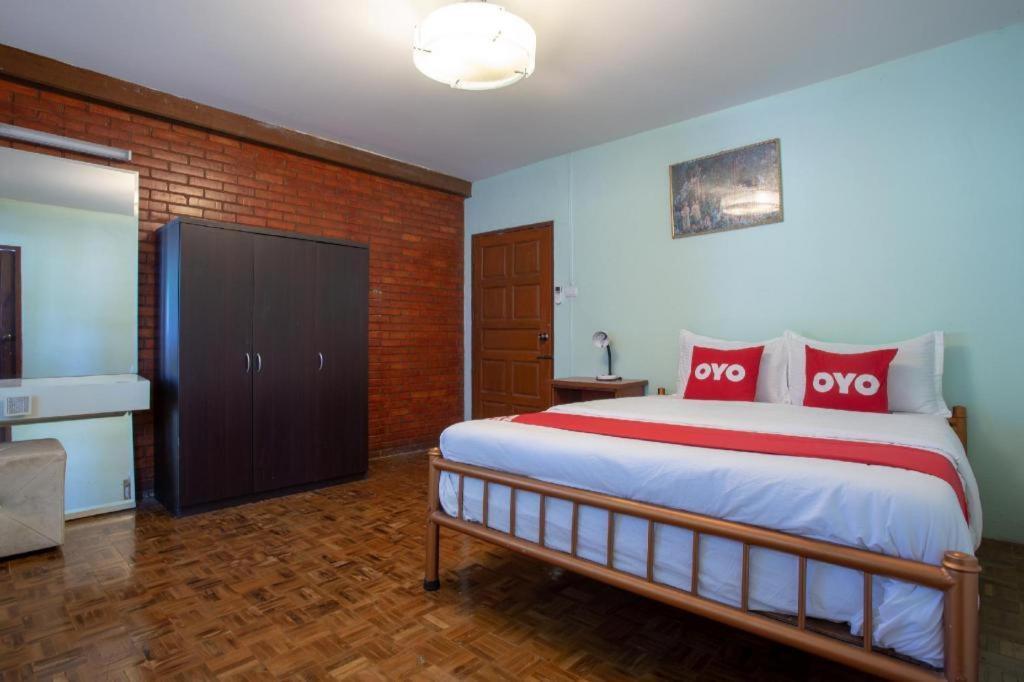 Oyo 909 Guiding Star Resort شيانغ ماي المظهر الخارجي الصورة