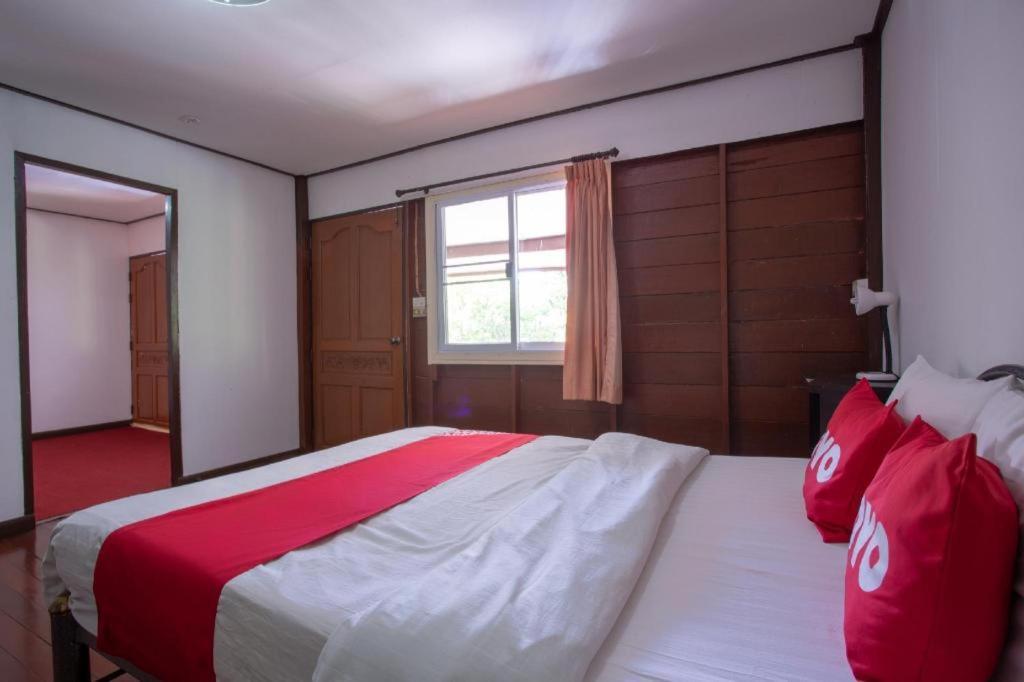Oyo 909 Guiding Star Resort شيانغ ماي المظهر الخارجي الصورة